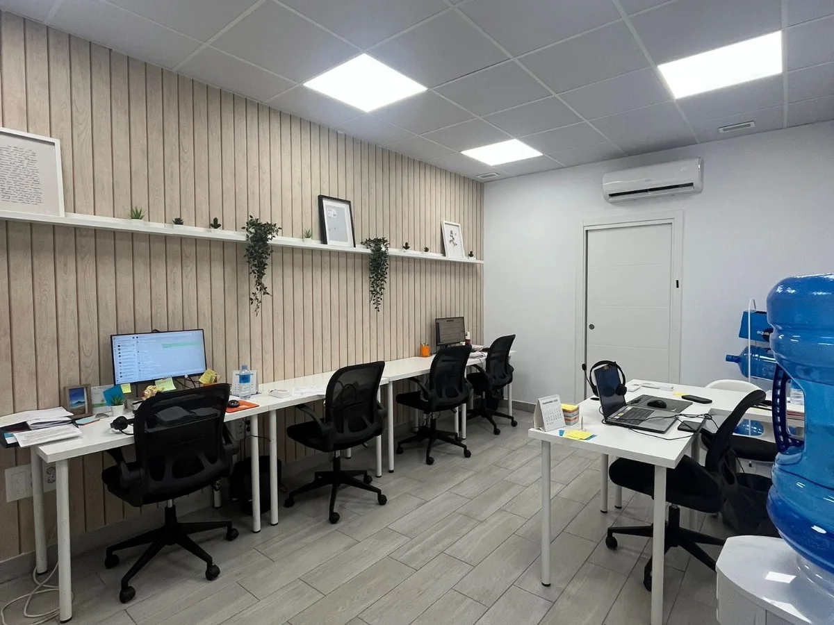 Oficina de Ayram Energías en Almería